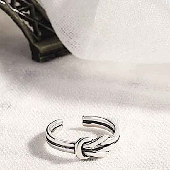 NEW STERLING SILVER ADJUSTABLE KNOT RING - Picture 7 of 13